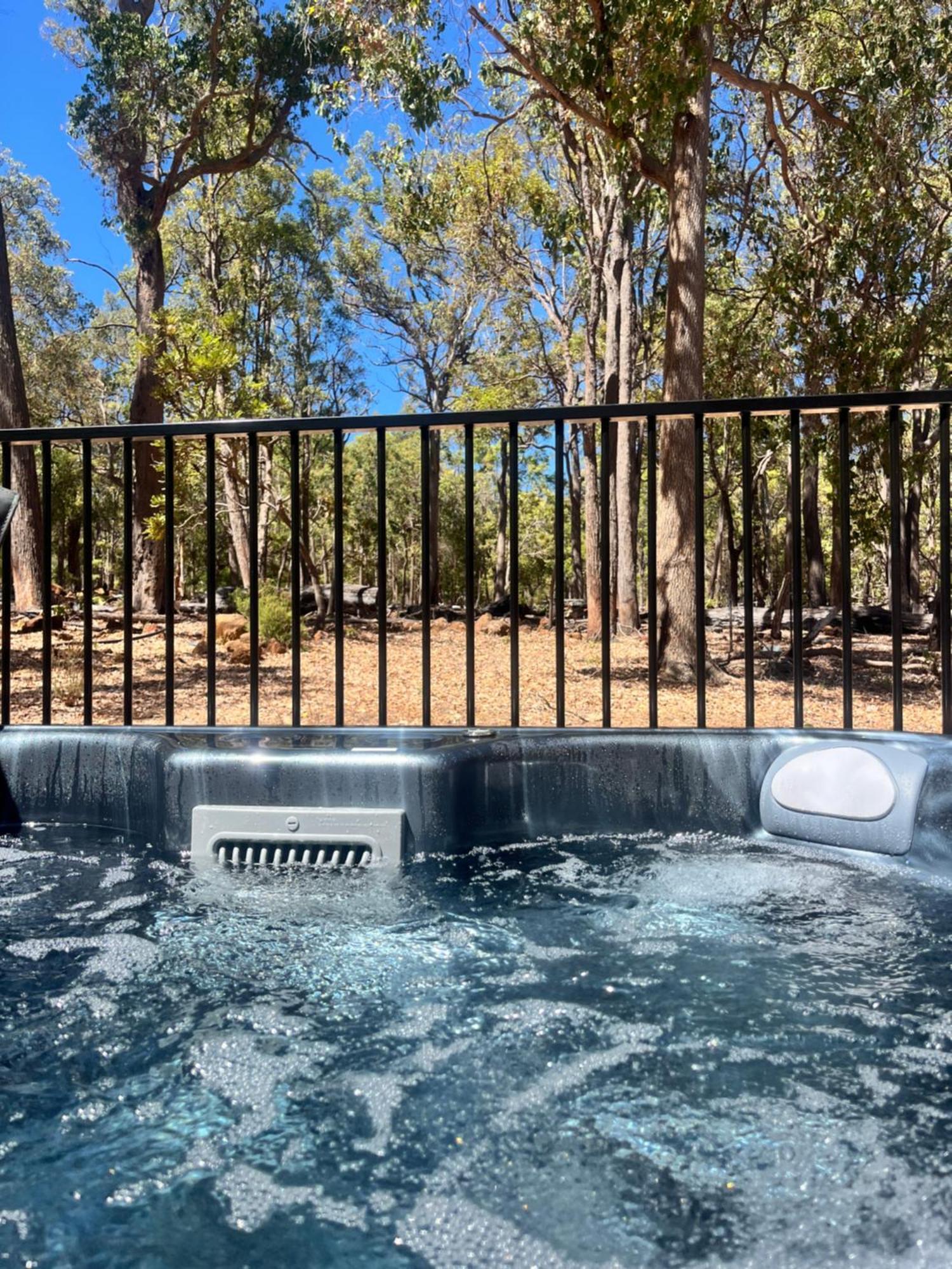 Jarrah Glen Cabins Nannup Kültér fotó